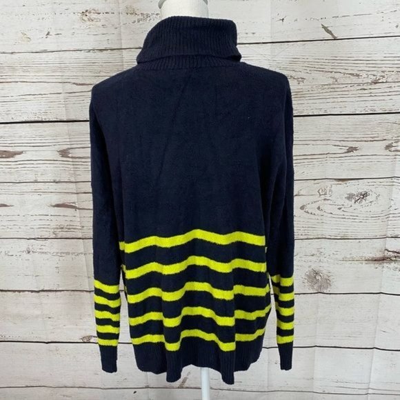 Vince Camuto Striped Chenille Knit Dolman Sleeve Ribbed Trim Turtleneck … - Picture 5 of 8